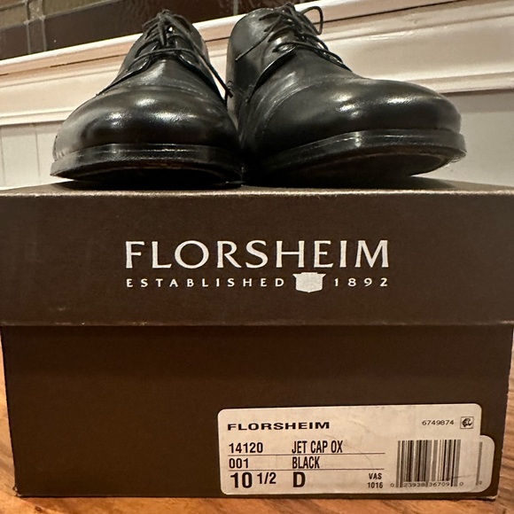 Florsheim Other - Dress shoes